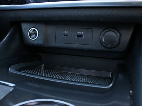 Used 2023 Nissan Rogue SL image 37