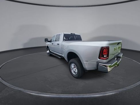 New 2026 RAM 3500 Tradesman AWD/4WD image 6