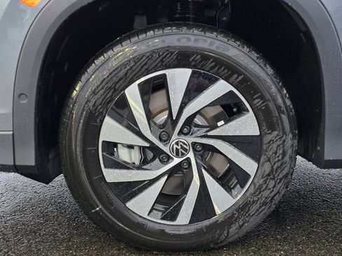 New 2026 Volkswagen Tiguan S image 11