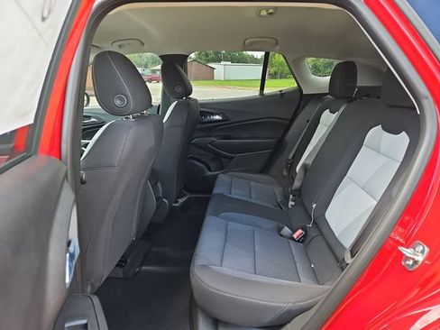 New 2026 Chevrolet Trax LS w/ LS Convenience Package FWD image 24