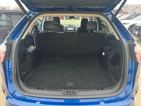 Used 2020 Ford Edge SEL w/ Convenience Package image 13