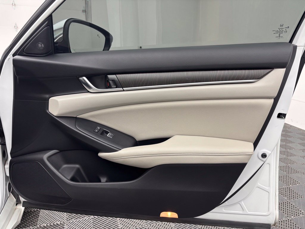 Used 2021 Honda Accord EX-L image 27