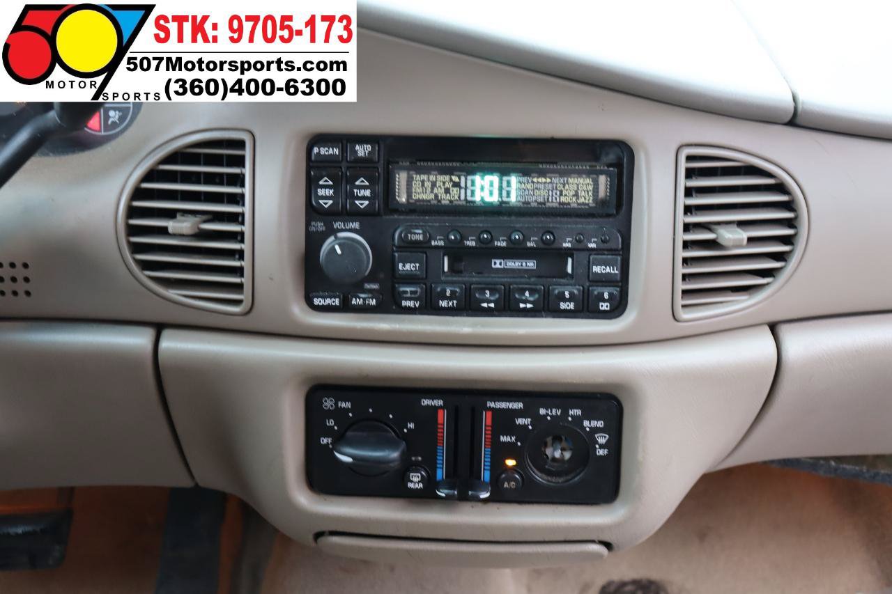 Used 2003 Buick Century Custom FWD image 18
