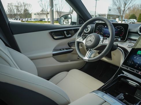 New 2026 Mercedes-Benz C 300 4MATIC Sedan image 16