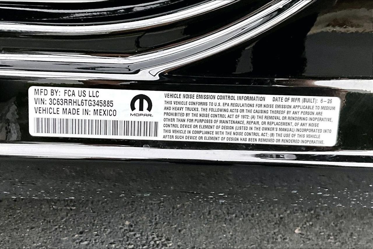 New 2026 RAM 3500 Big Horn AWD/4WD image 32