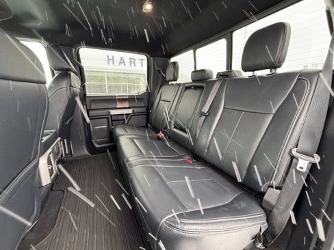 Used 2022 Ford F250 Lariat w/ Chrome Package image 15