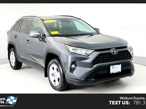 Used 2020 Toyota RAV4 XLE w/ Convenience Package image 1