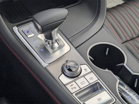 Used 2025 Genesis G70 2.5T w/ Sport Prestige Package image 25