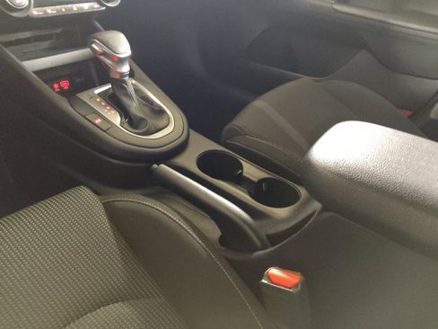 Used 2019 Kia Forte LXS image 26