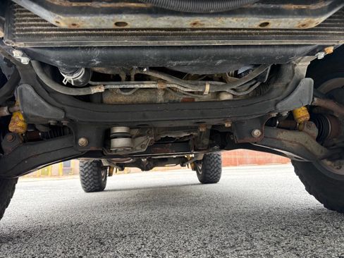 Used 2002 Lexus LX 470 4WD image 23