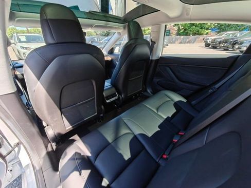 Used 2019 Tesla Model 3 Mid Range image 24