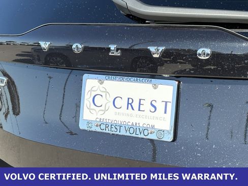 Certified 2024 Volvo XC90 B5 Plus w/ Protection Package Premier image 9