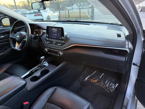 Used 2020 Nissan Altima 2.5 SR image 14