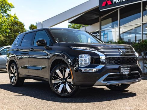 New 2026 Mitsubishi Outlander SE AWD/4WD image 1