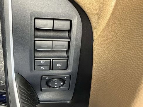 Used 2022 Toyota RAV4 XLE Premium FWD image 19