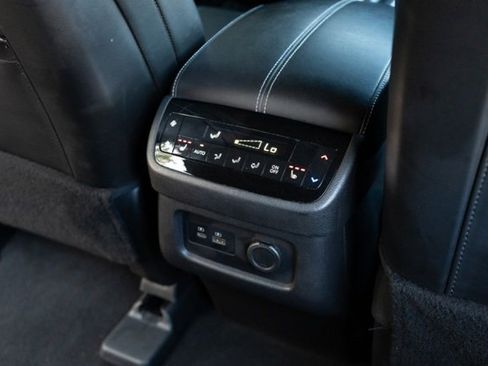 Used 2023 INFINITI QX60 Luxe image 39