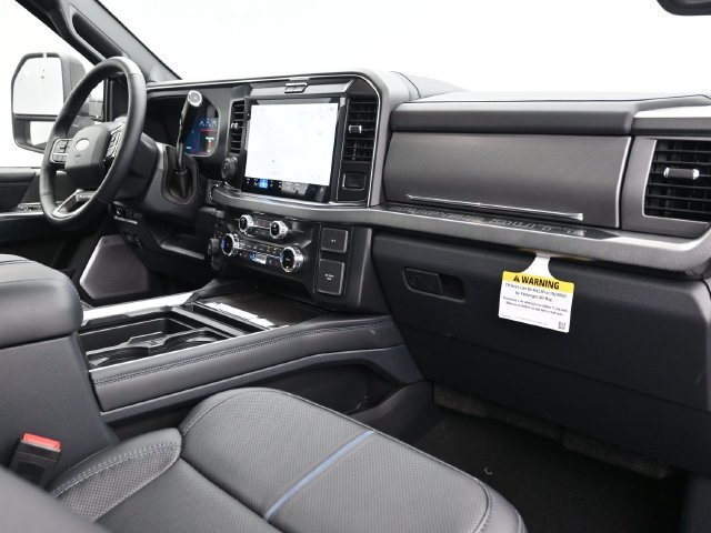 Certified 2025 Ford F250 Platinum AWD/4WD image 9