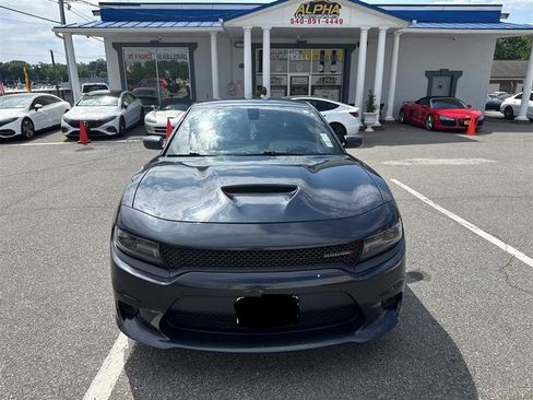 Used 2019 Dodge Charger GT RWD image 4
