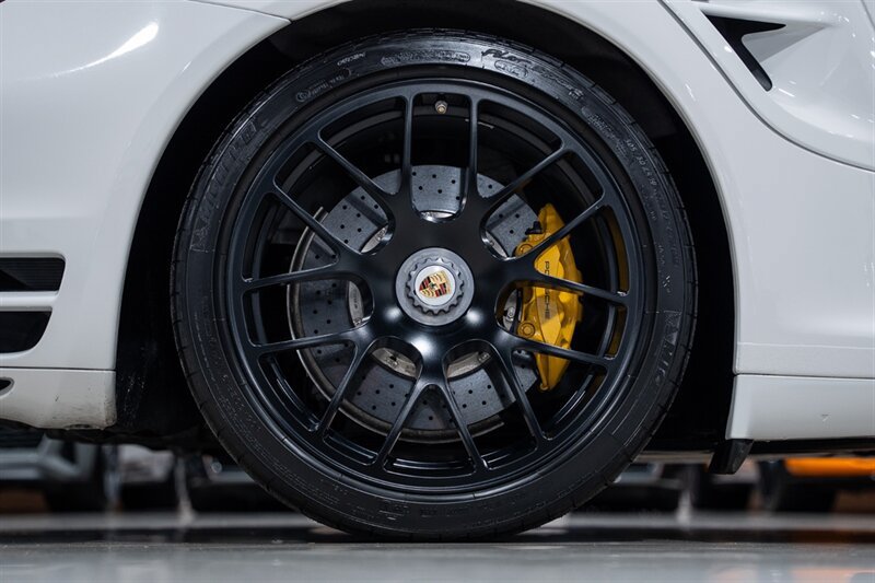 Used 2013 Porsche 911 Turbo S AWD/4WD image 43