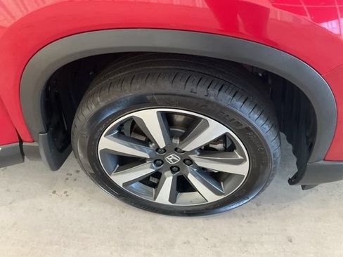 Certified 2025 Honda Pilot Touring image 30