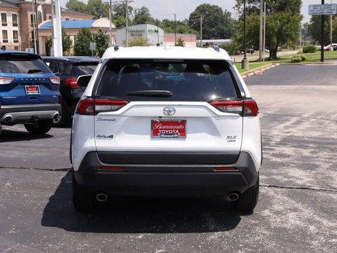 Used 2025 Toyota RAV4 XLE w/ Weather Package AWD/4WD image 6