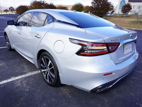 Used 2022 Nissan Maxima SV w/ Floor Mat Group image 6