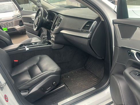 Used 2016 Volvo XC90 T5 Momentum AWD/4WD image 10