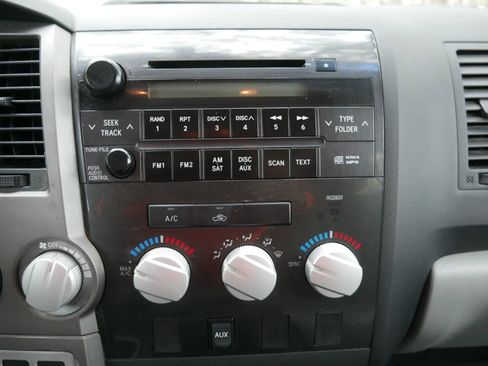 Used 2010 Toyota Tundra 2WD Double Cab image 25