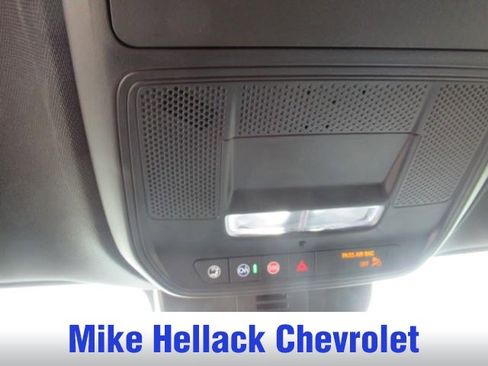 Used 2025 Buick Enclave Preferred FWD image 13
