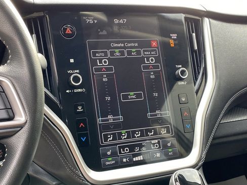 Used 2025 Subaru Outback Premium image 16