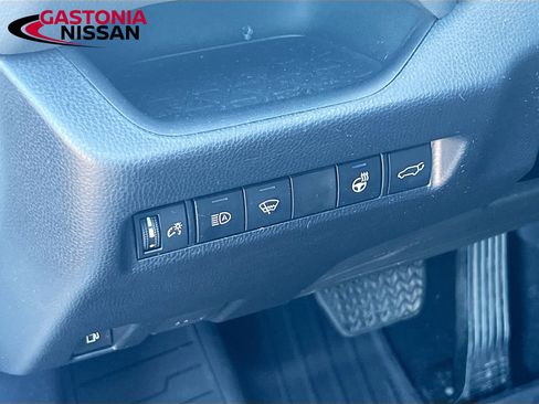 Used 2022 Toyota RAV4 XSE image 13