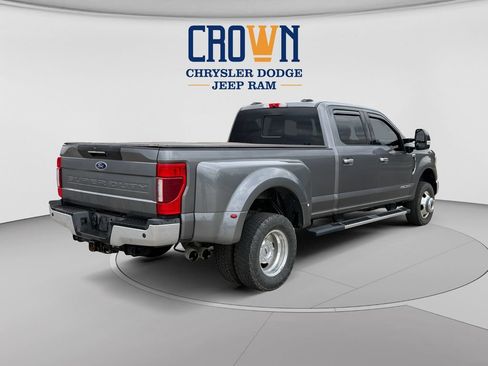 Used 2021 Ford F350 Lariat w/ Lariat Ultimate Package AWD/4WD image 3