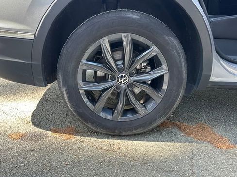 Used 2024 Volkswagen Tiguan Wolfsburg Edition image 34