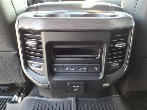 New 2026 RAM 3500 Laramie AWD/4WD image 27