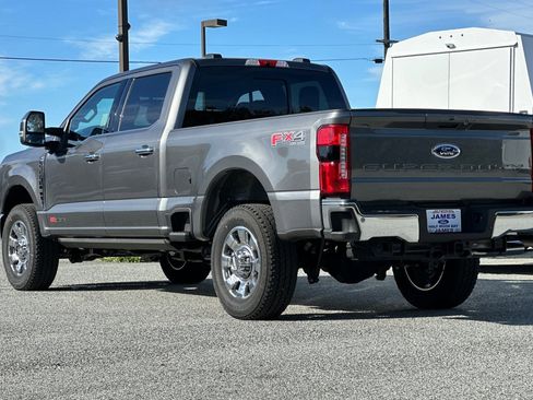 New 2026 Ford F250 Lariat w/ Lariat Ultimate Package image 3