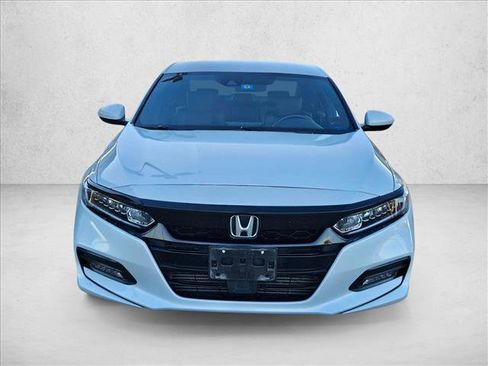 Used 2020 Honda Accord Sport image 2