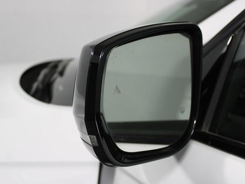 Used 2022 Jeep Grand Cherokee Altitude RWD image 34
