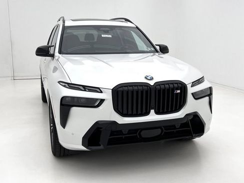 New 2027 BMW X7 M60i AWD/4WD image 3