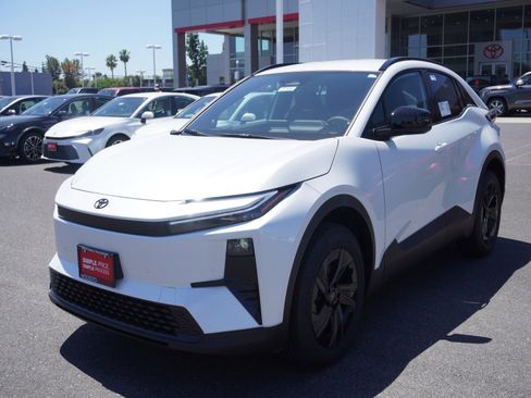 New 2026 Toyota C-HR AWD/4WD image 7