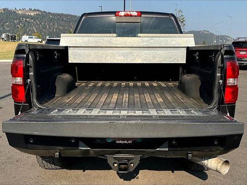 Used 2015 GMC Sierra 3500 Denali w/ Duramax Plus Package image 18