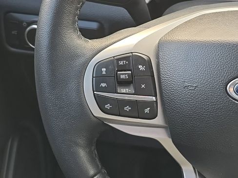 Used 2023 Ford Explorer XLT w/ Equipment Group 202A image 30