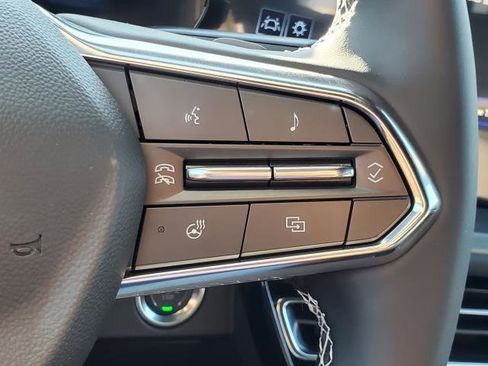 New 2026 Chevrolet Traverse LT image 14