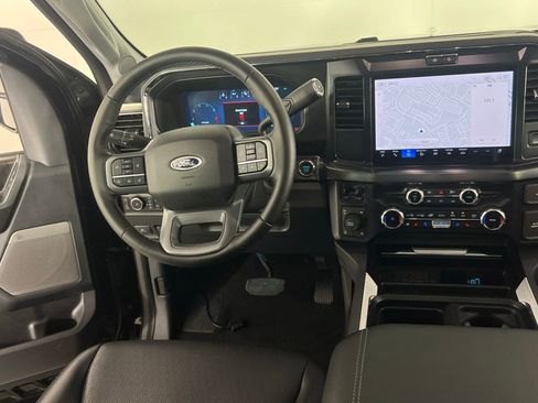 Used 2025 Ford F350 Lariat w/ Black Appearance Package image 14