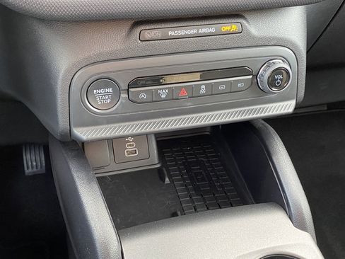 Used 2025 Ford Bronco Sport Big Bend w/ Convenience Package image 16