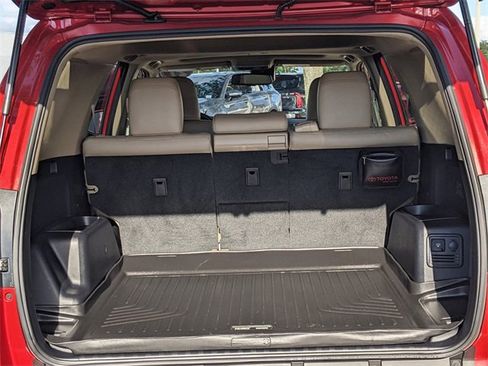 Used 2021 Toyota 4Runner Limited image 10