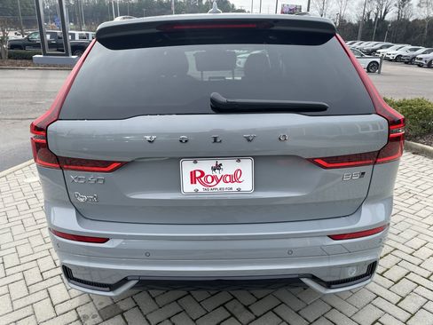 New 2026 Volvo XC60 B5 Plus w/ Climate Package image 5
