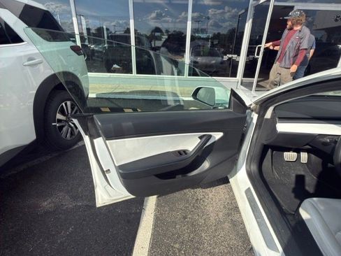 Used 2020 Tesla Model 3 Performance AWD/4WD image 25