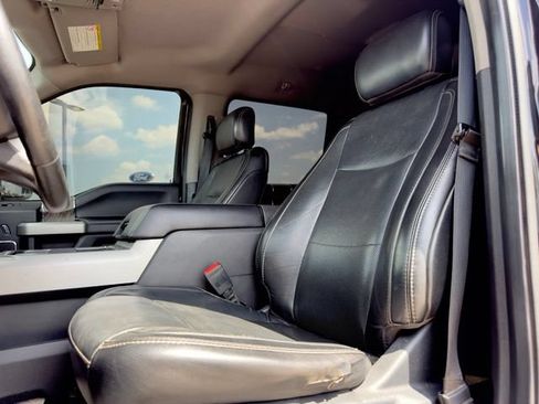 Used 2019 Ford F350 Lariat AWD/4WD image 15