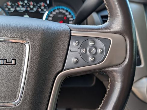 Used 2019 GMC Yukon Denali w/ Denali Ultimate Package AWD/4WD image 27