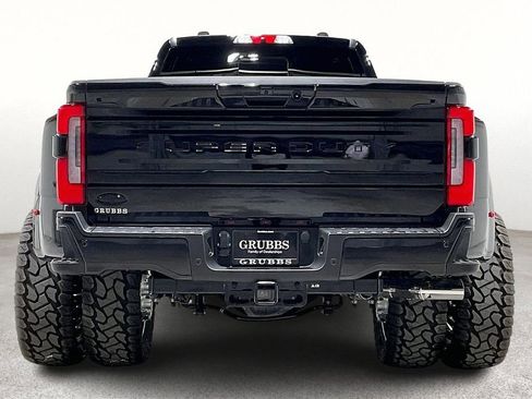 Used 2026 Ford F450 Platinum w/ FX4 Off-Road Package image 6